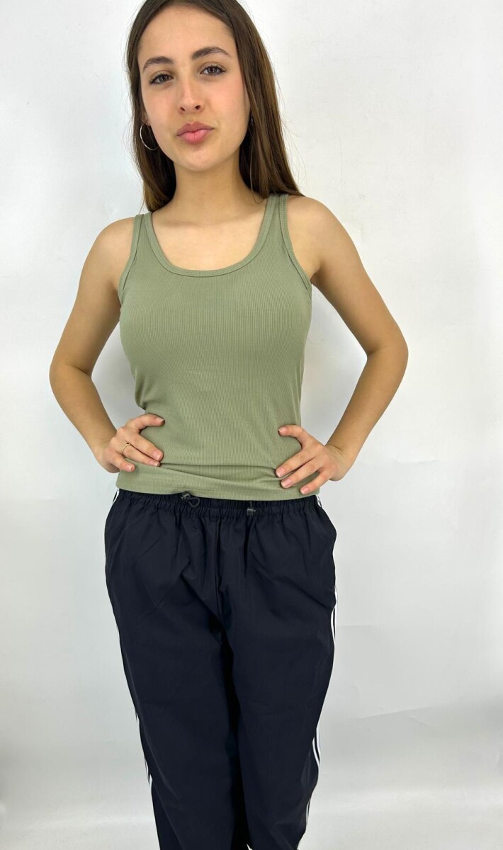 MUSCULOSA SLOWLY 1084 - VERDE 
