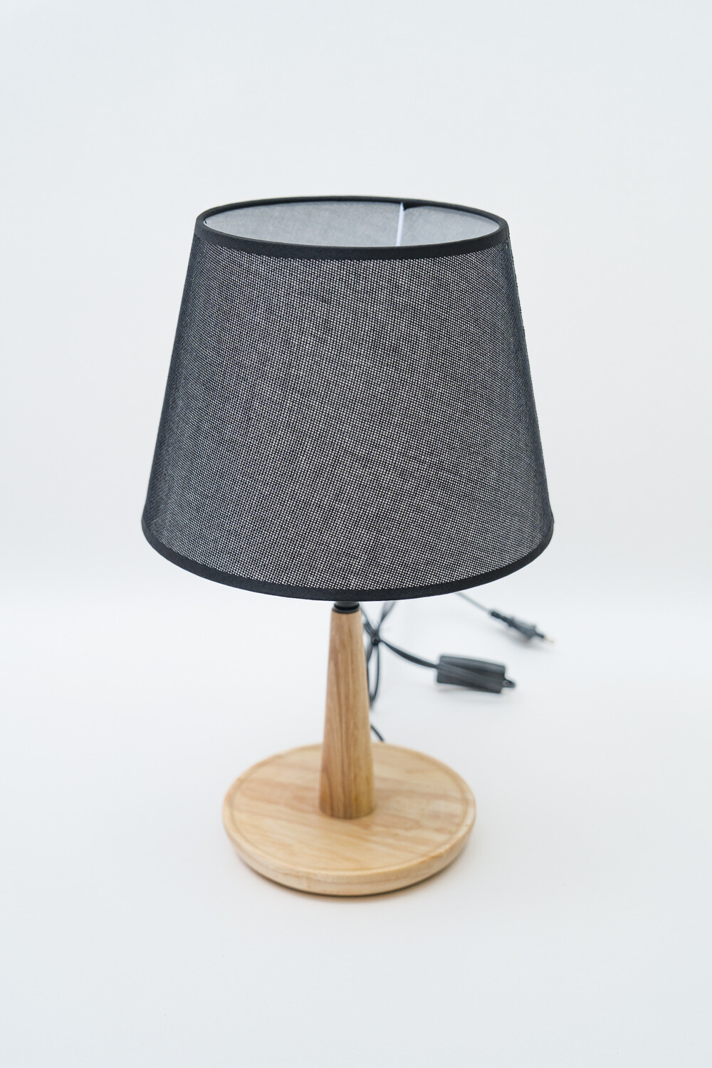 Lampara De Mesa Jhenna Negro