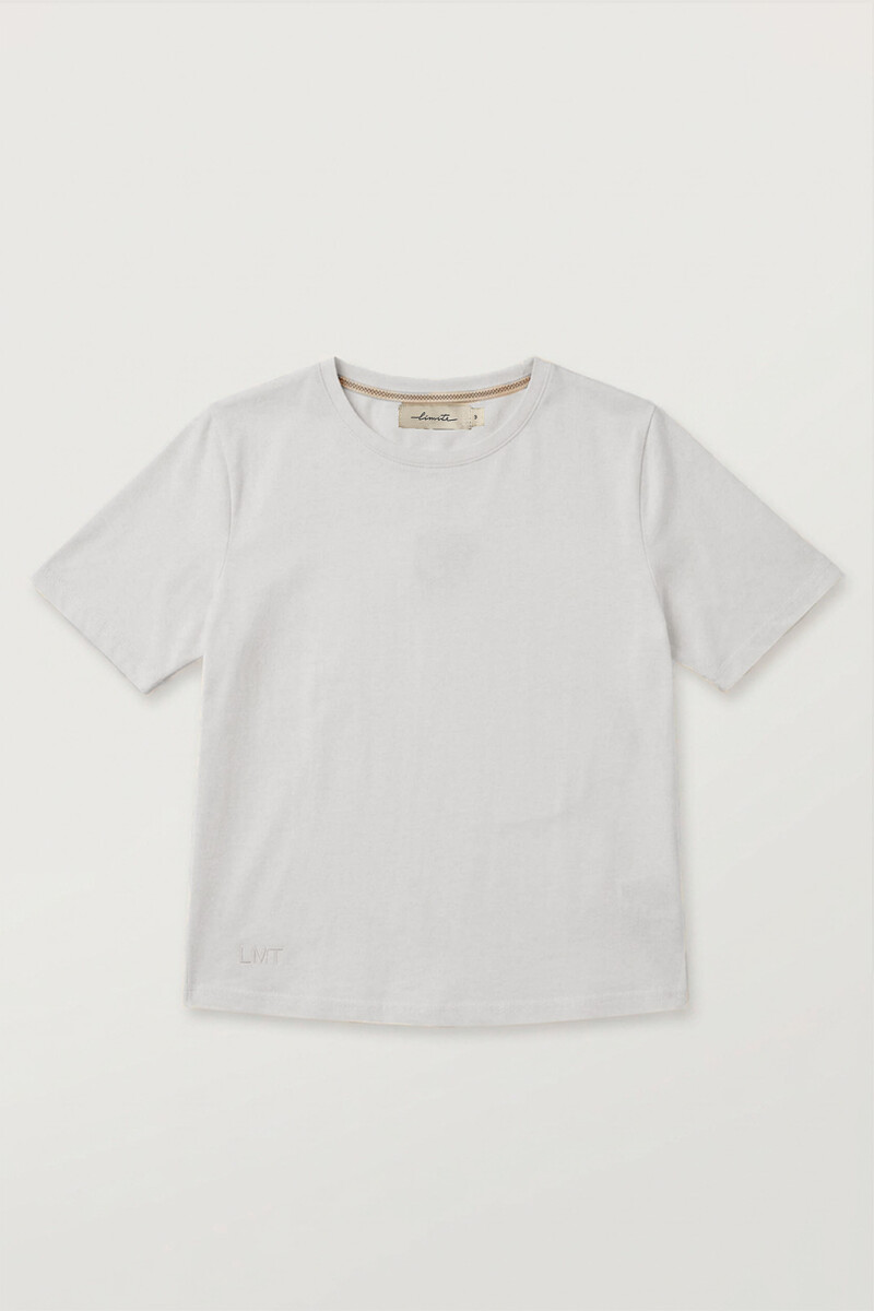 REMERA CLASSIC NEUTRO