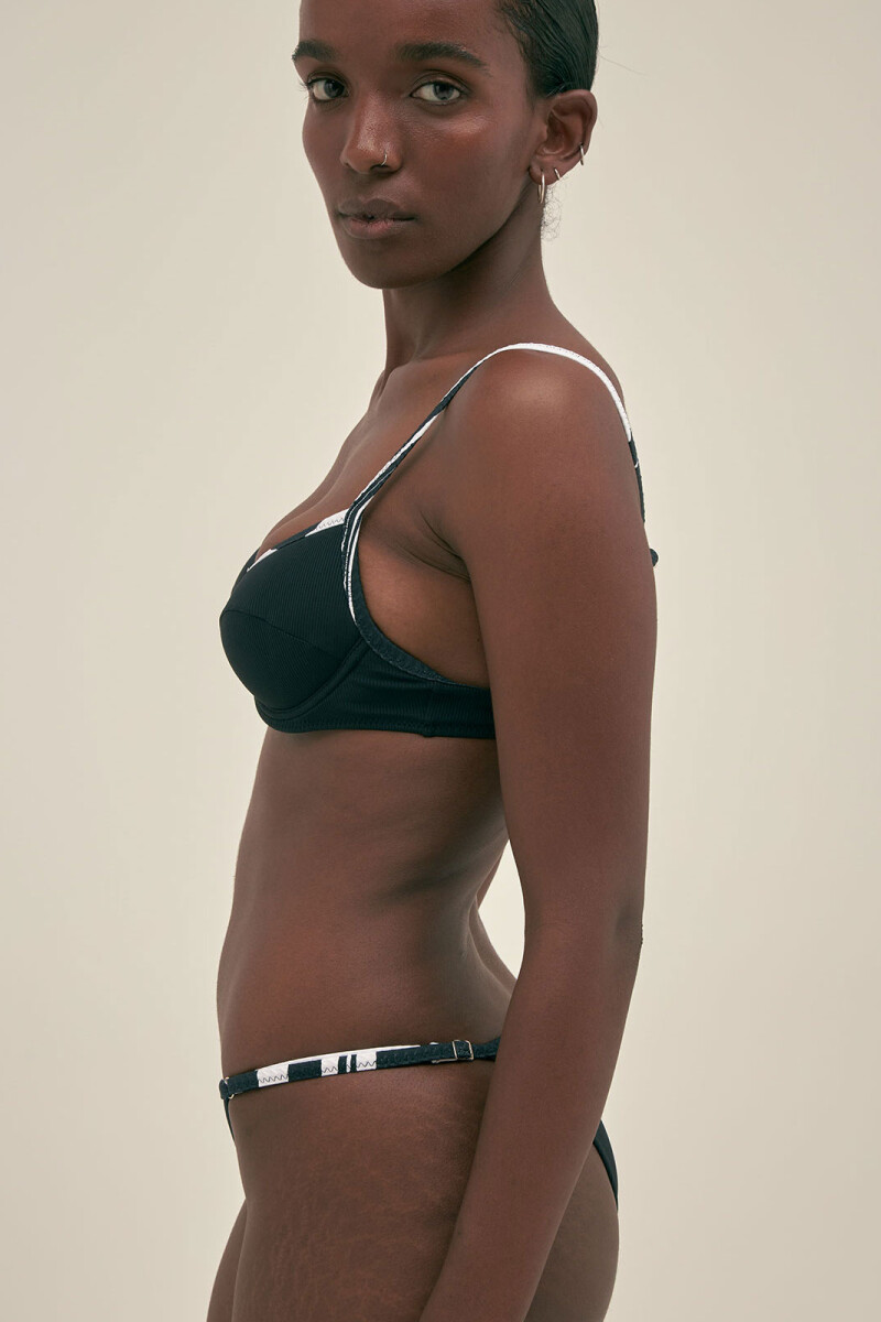 ABBY BOTTOM Black Rib