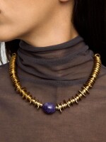 Collar Corto Con Colgante De Piedra violeta