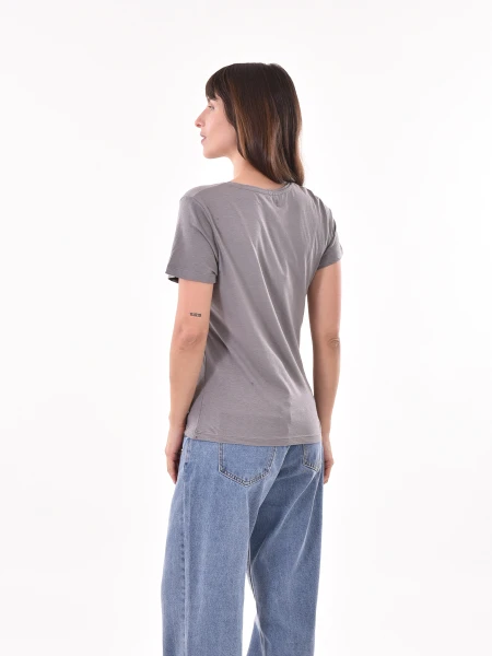 REMERA MONTI ESTAMPADO 12