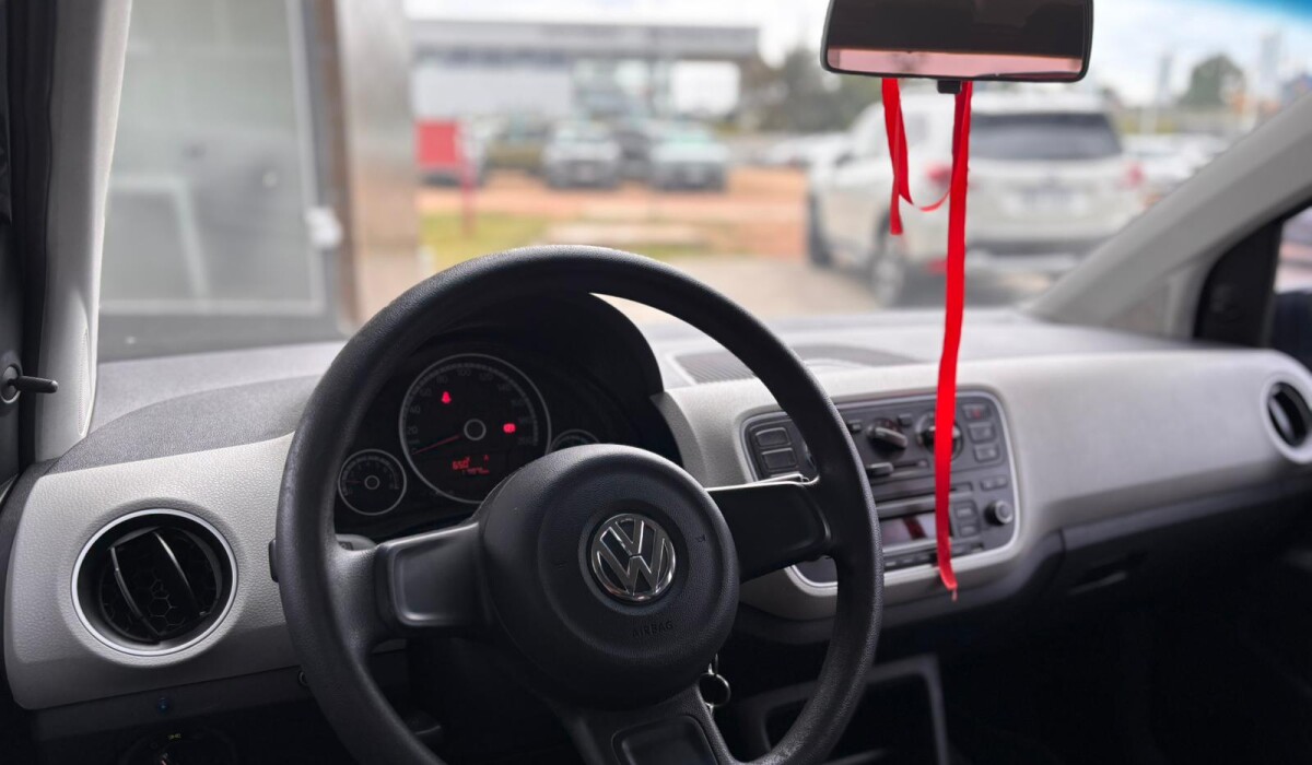 VW UP Move - 2017 VW UP Move - 2017