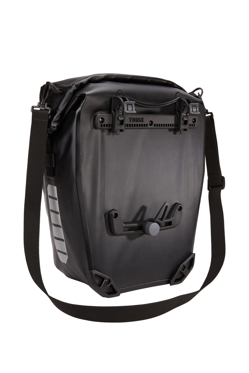 Thule Shield Pannier 25L Pair - Black Thule Shield Pannier 25L Pair - Black