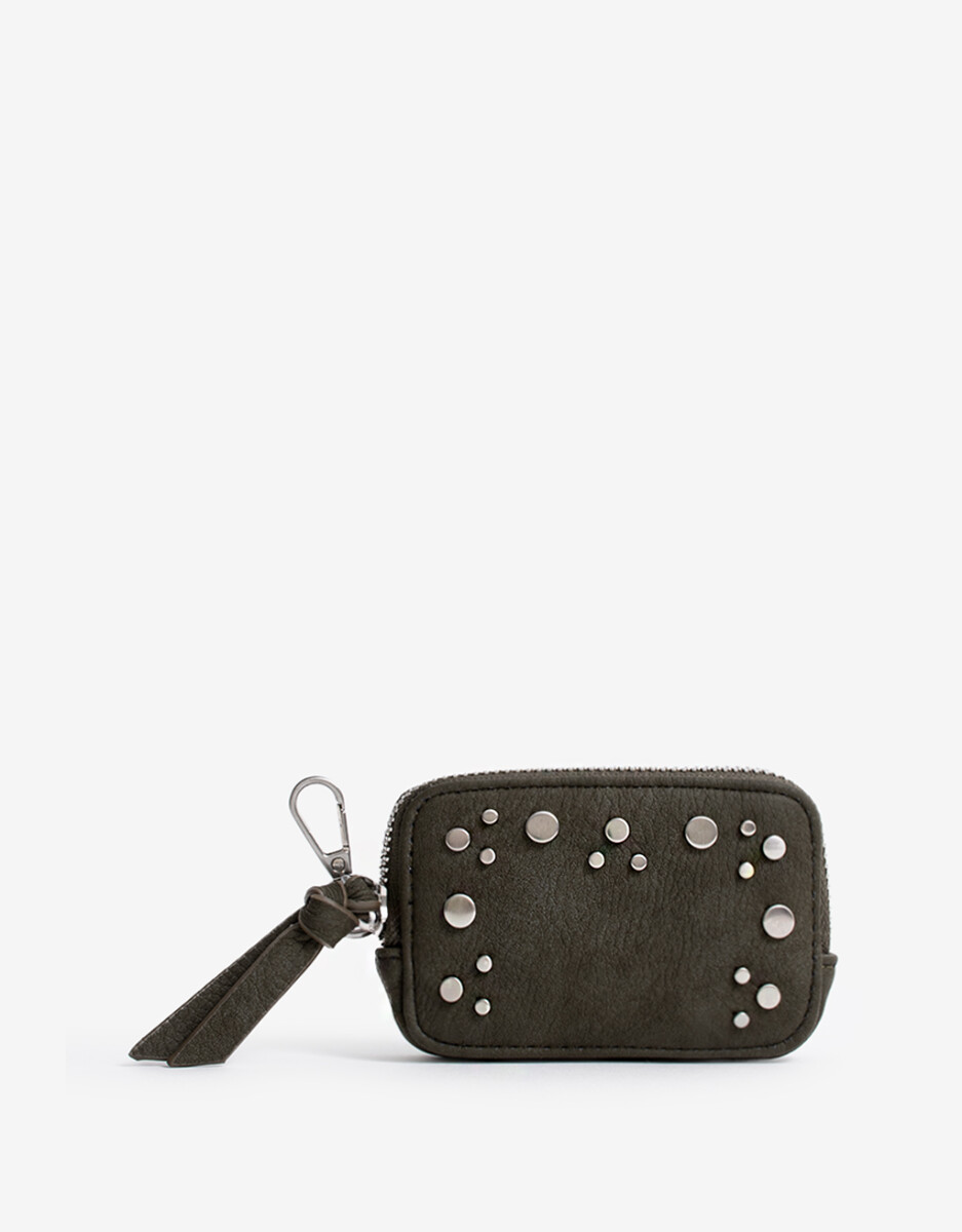 Monedero Con Tachas 