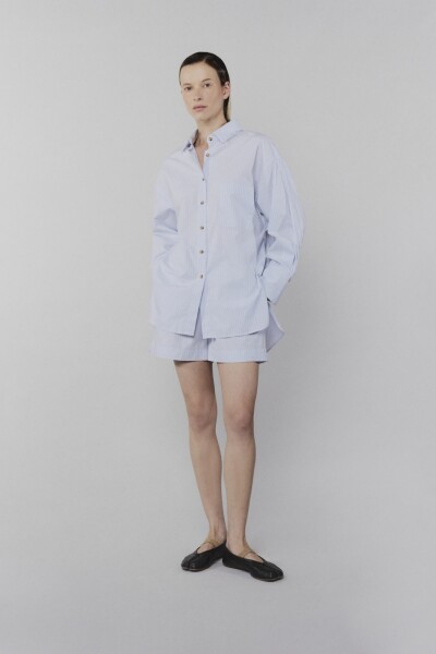 0017 CLASSIC SHIRT BLANCO CON Celeste Y Beige