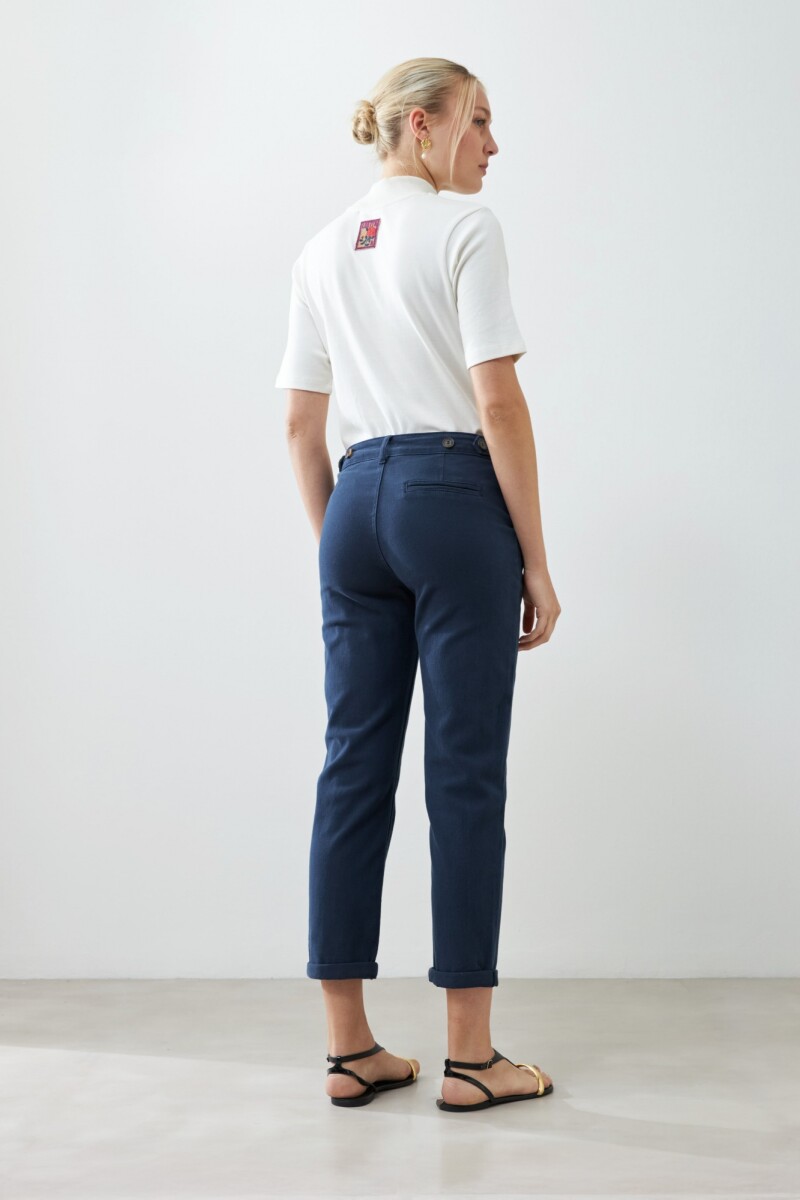 Pantalón chino azul marino
