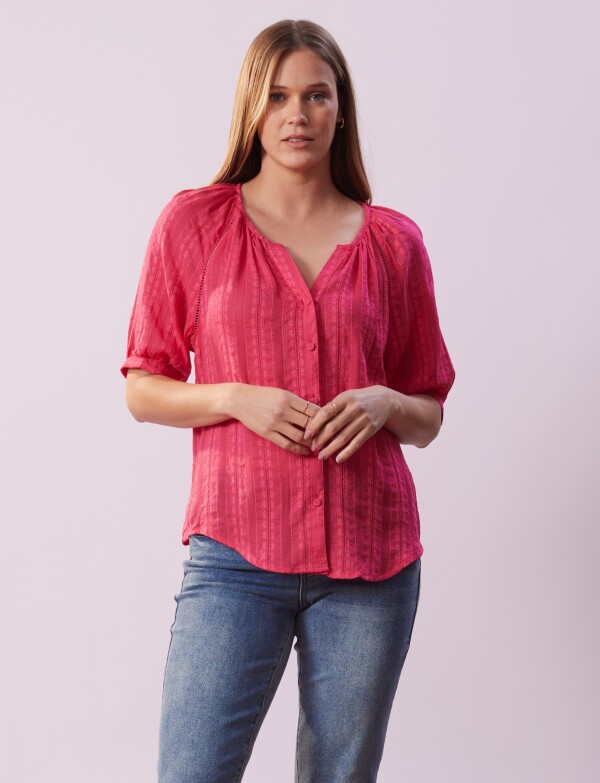 Blusa Detalle Calado FUCSIA