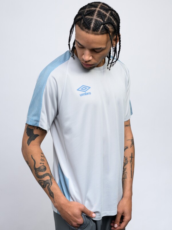 REMERA VIVE Umbro Hombre 05p