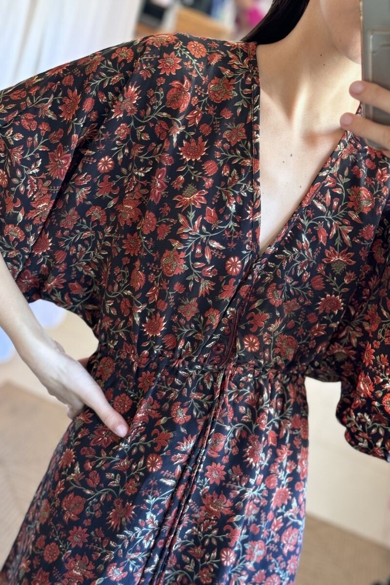 Vestido Manu de seda Tonos bordó