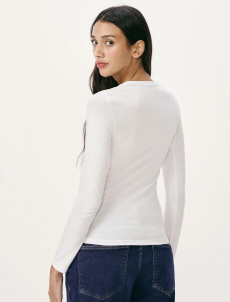 CAMISETA BÁSICA MANGA LARGA CON ELASTANO BLANCO