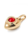 CHARM DE ALEACIÓN DE METALES BAÑADOS EN ORO 18K CON CRISTAL ROJO Charm