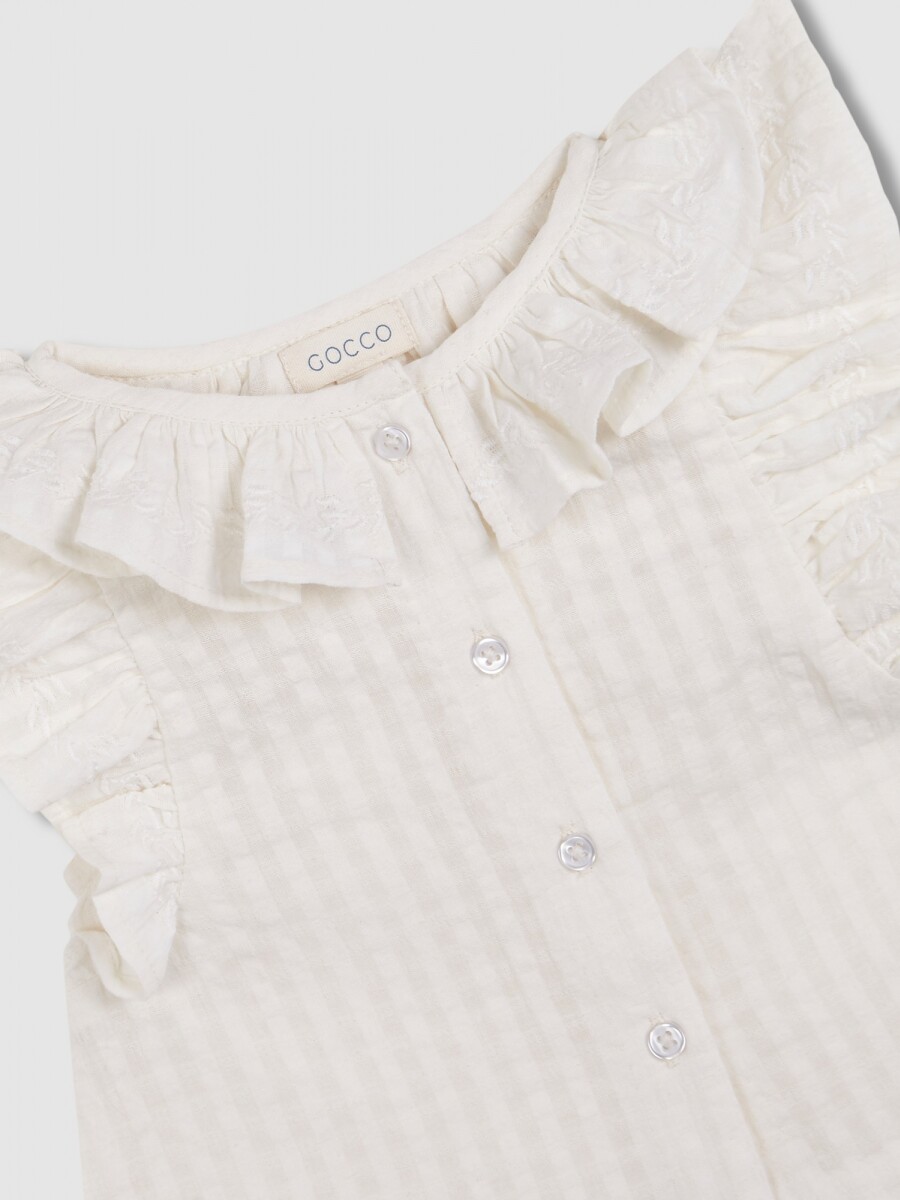 Camisa Con Cuello Y Manga Corta Con Caida Piedra