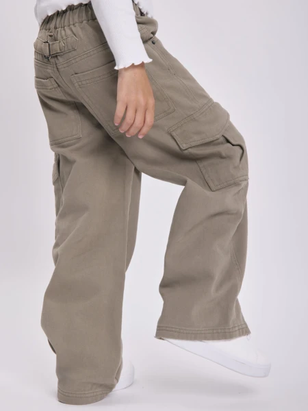 Pantalón jean cargo Verde