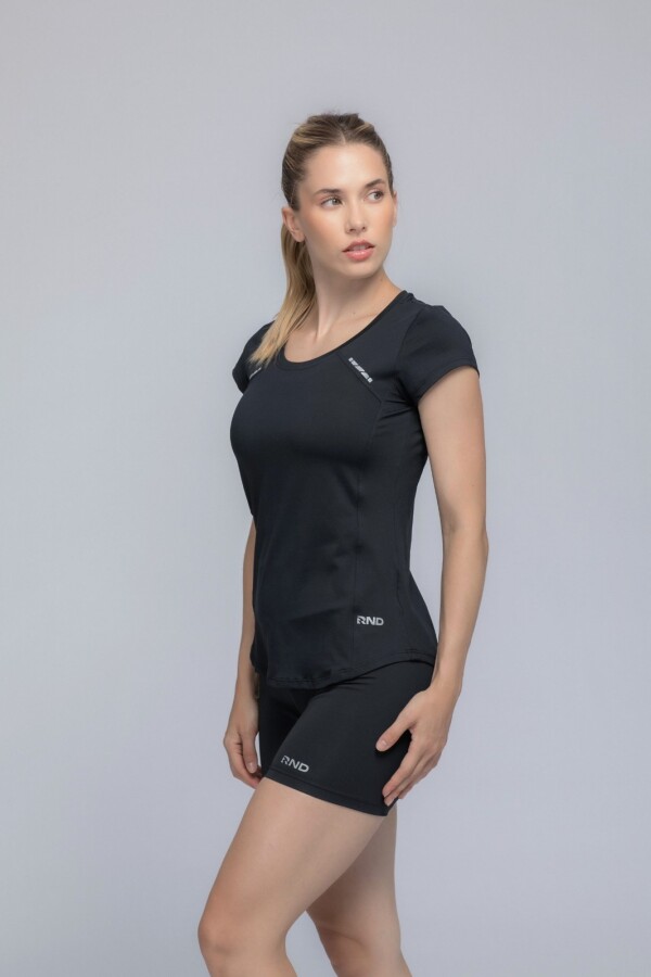 Remera con Reflectivos. Rosa