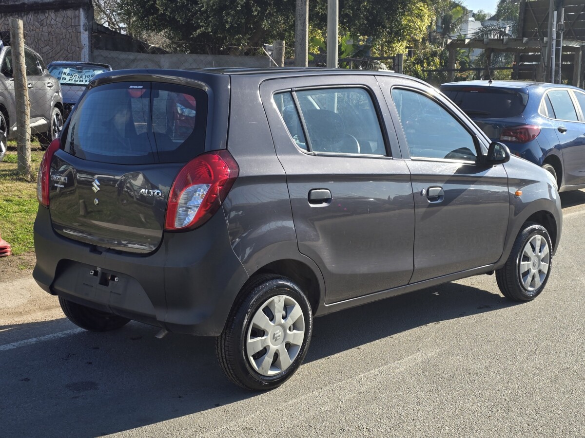 Suzuki Alto 800 STD 2021 EXCELENTE ESTADO |Permuta/ Financia Suzuki Alto 800 STD 2021 EXCELENTE ESTADO |Permuta/ Financia