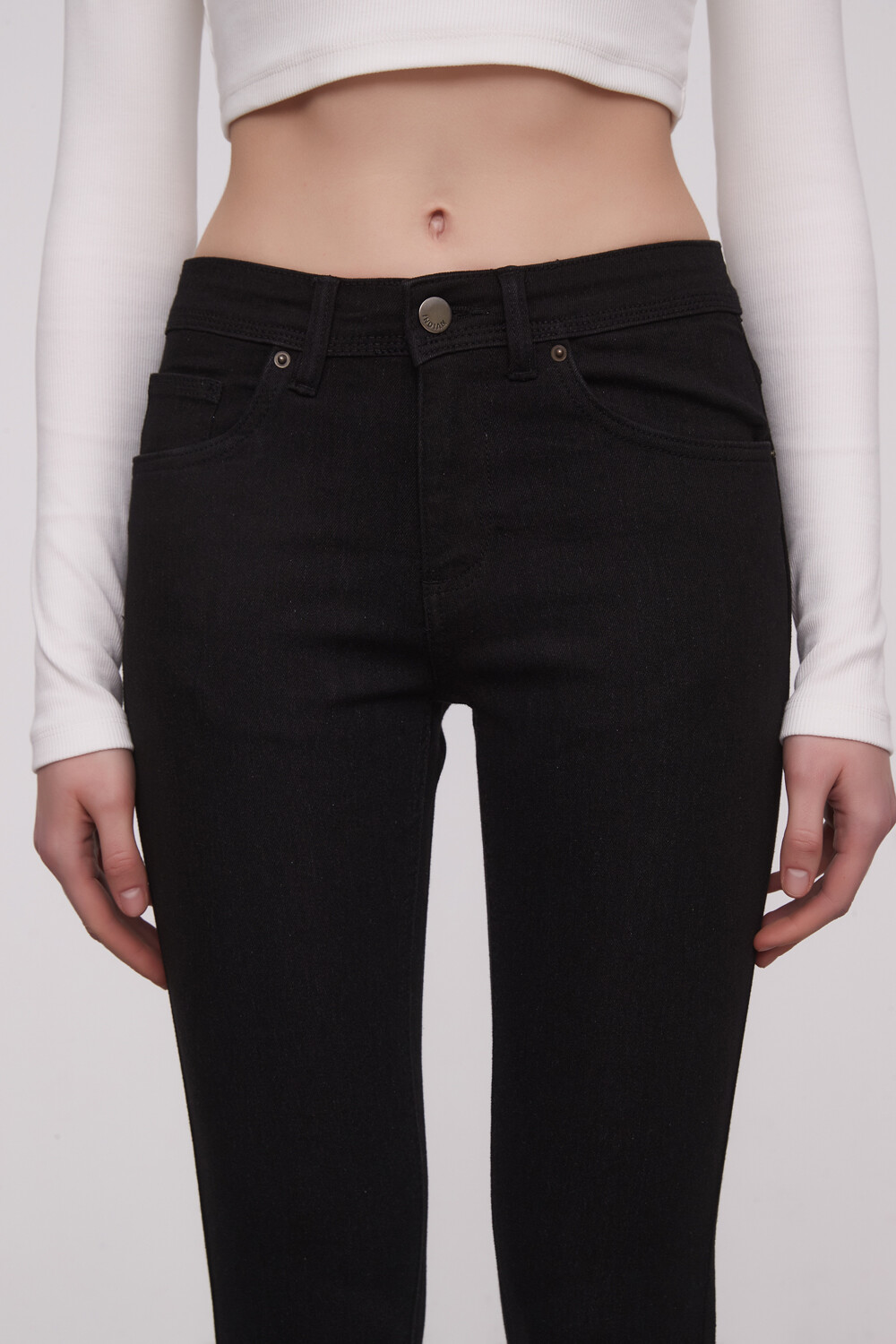 Pantalon Pinawa Negro