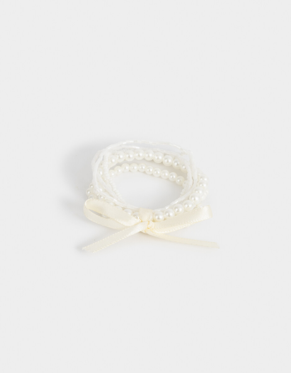 Set De Pulseras Con Perlas 