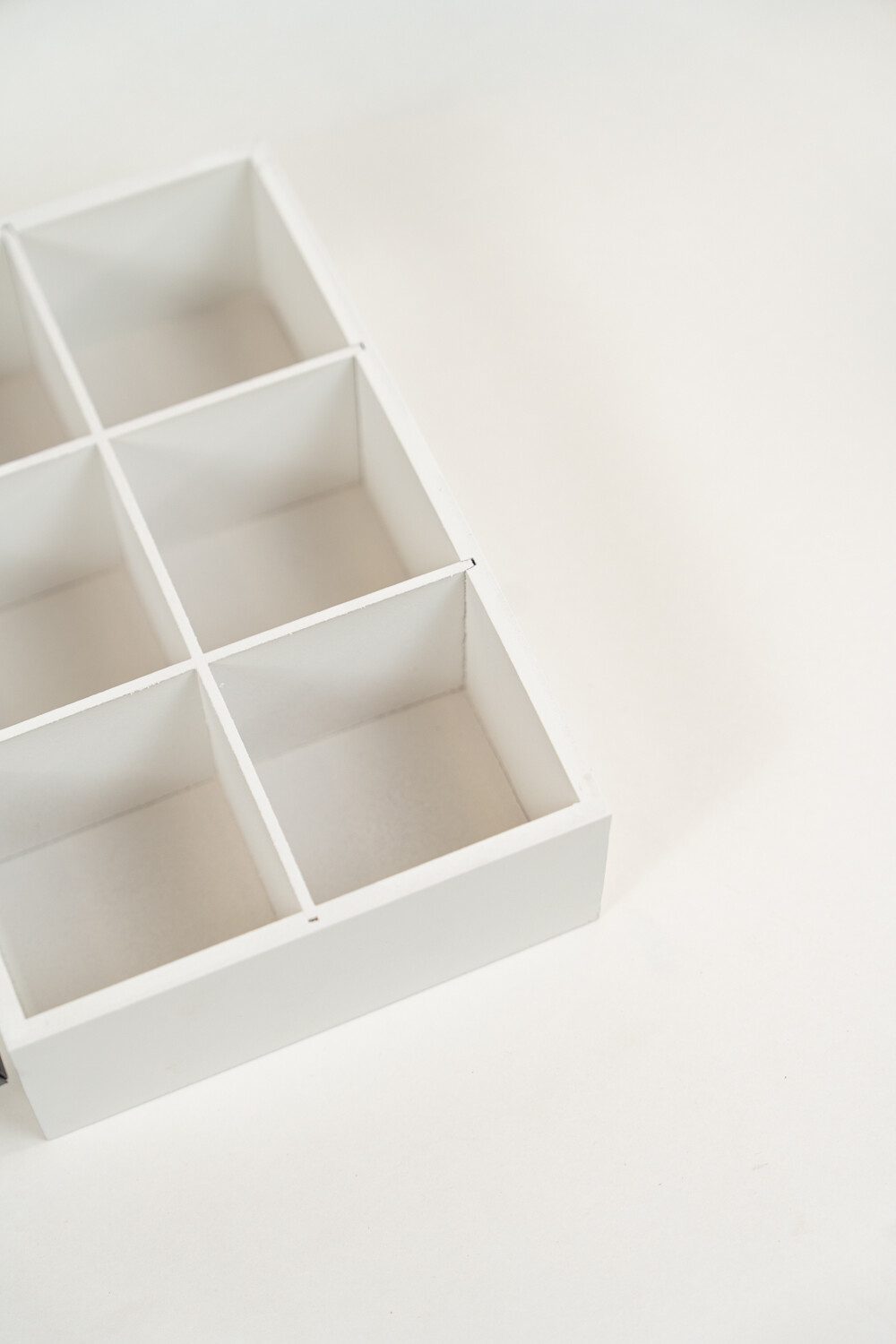 Caja Para Té Vemir, 6 Separaciones. Blanco
