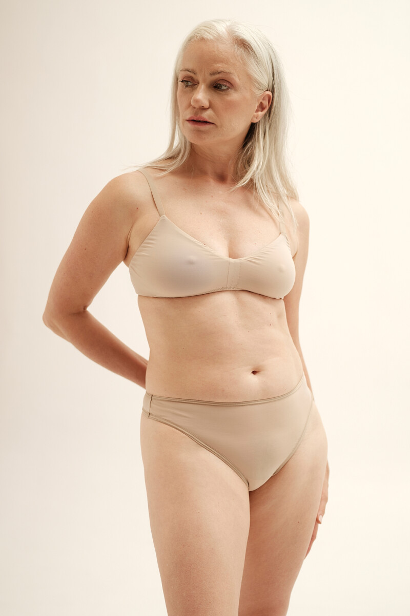 Vedetina Antonia Less ECO – Versión less, ligera y cómoda Tostado