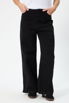 PANTALÓN RUEDO NEGRO
