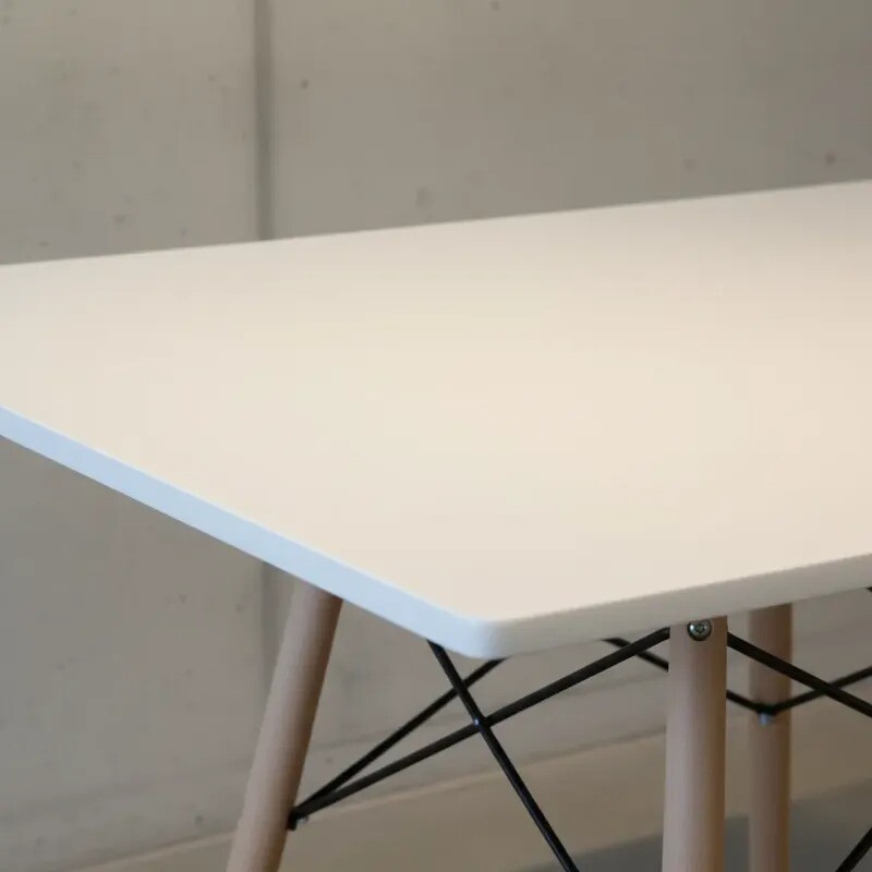 Mesa Cuadrada Modelo Eames - Color Blanca Mesa Cuadrada Modelo Eames - Color Blanca