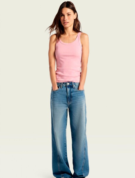 MUSCULOSA BÁSICA SLIM ROSA
