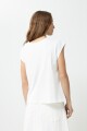 Blusa frente bordado crudo