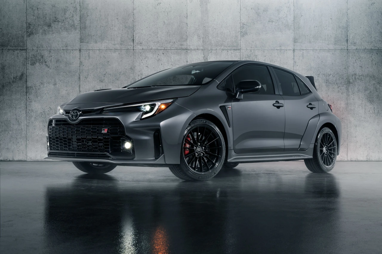 1-corolla.jpg