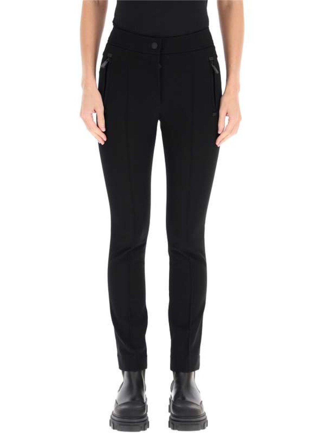 Pantal n de sky ajustado de nylon con bolsillos Negro Fifth Av