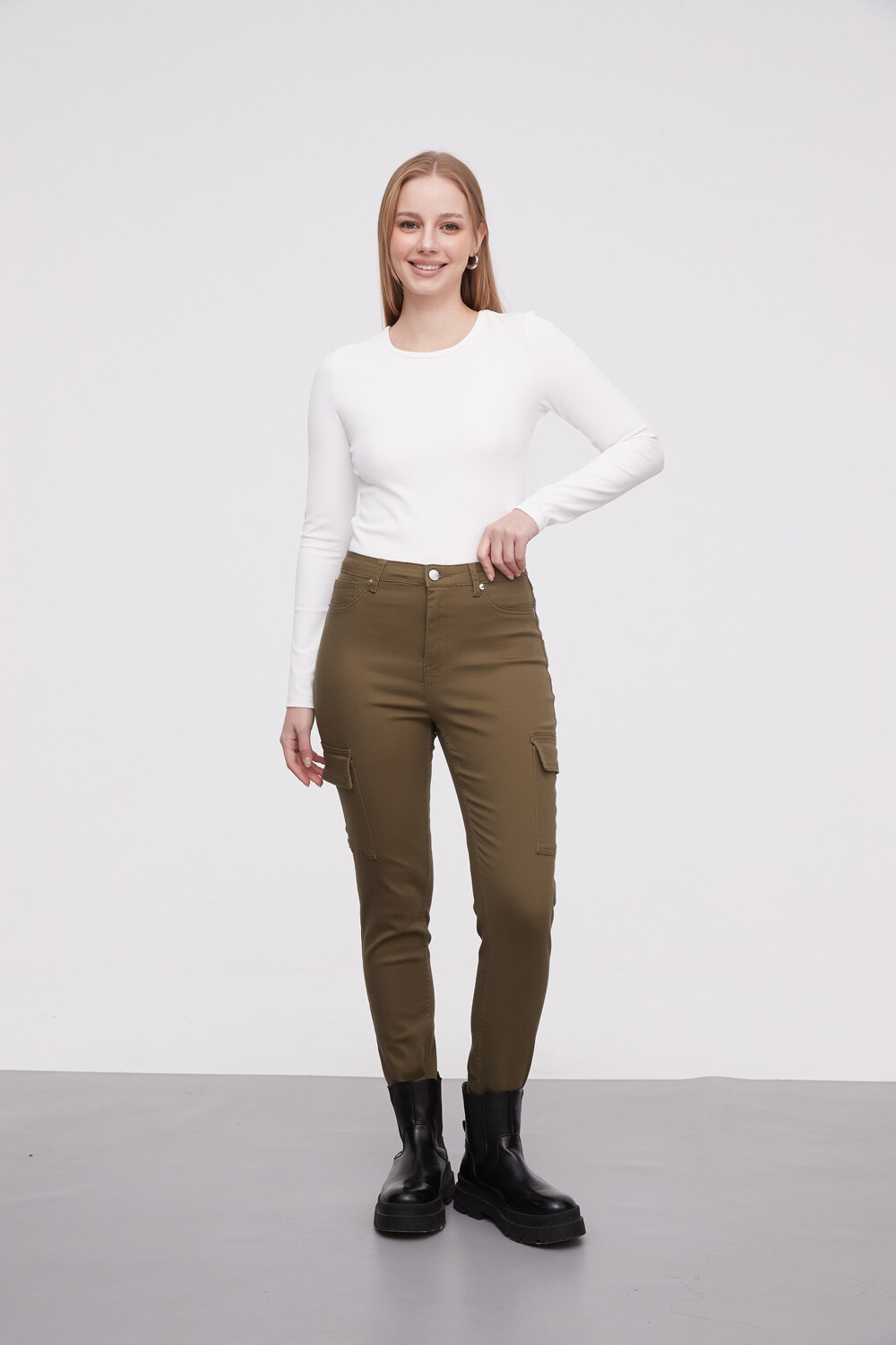 Pantalon Disdi Verde Oliva