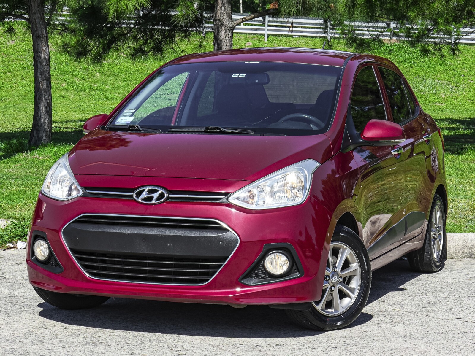 Hyundai Grand i10 GLS 1.25 Extra Full | Permuta / Financia 