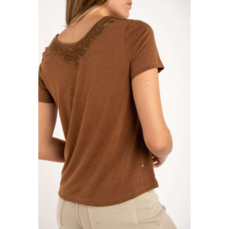 Remera Lino Camel