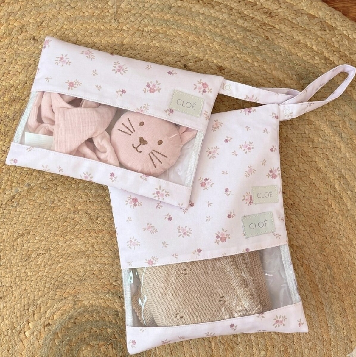 Bolsita Set Impermeable - Cottage Rosa 