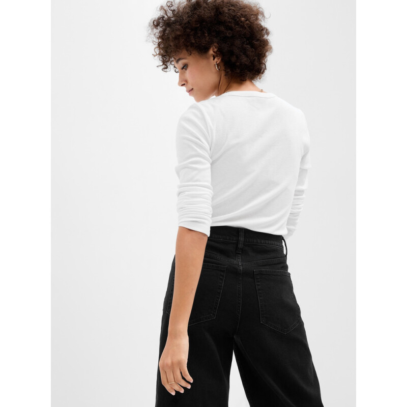 V-LS FAV CREW SLD WHITE V2 GLOBAL 2