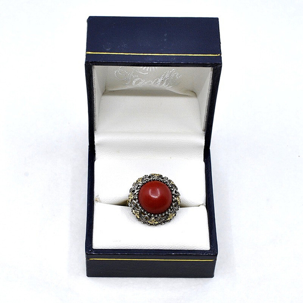 Anillo Antiguo En Plata, Oro 18K Y Coral Anillo Antiguo En Plata, Oro 18K Y Coral