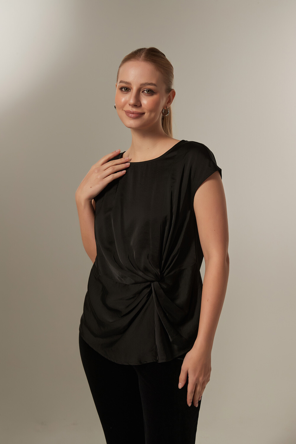 Blusa Aliayah Negro