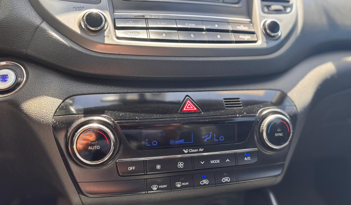 Hyundai Tucson 2.0 GLS Limited AT 4WD - 2016 Hyundai Tucson 2.0 GLS Limited AT 4WD - 2016