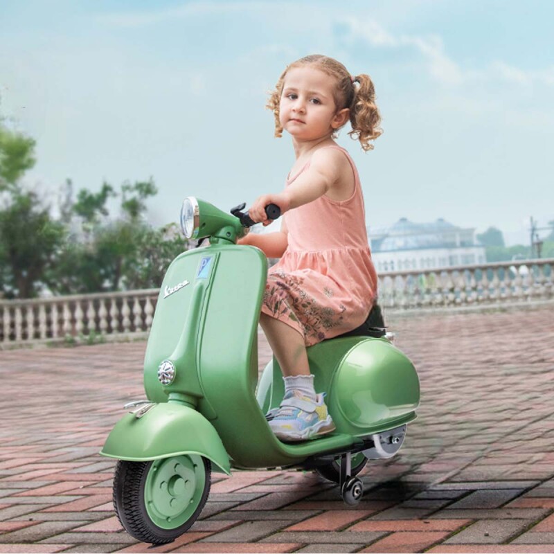 Moto a batería para niños Vespa color verde Moto a batería para niños Vespa color verde