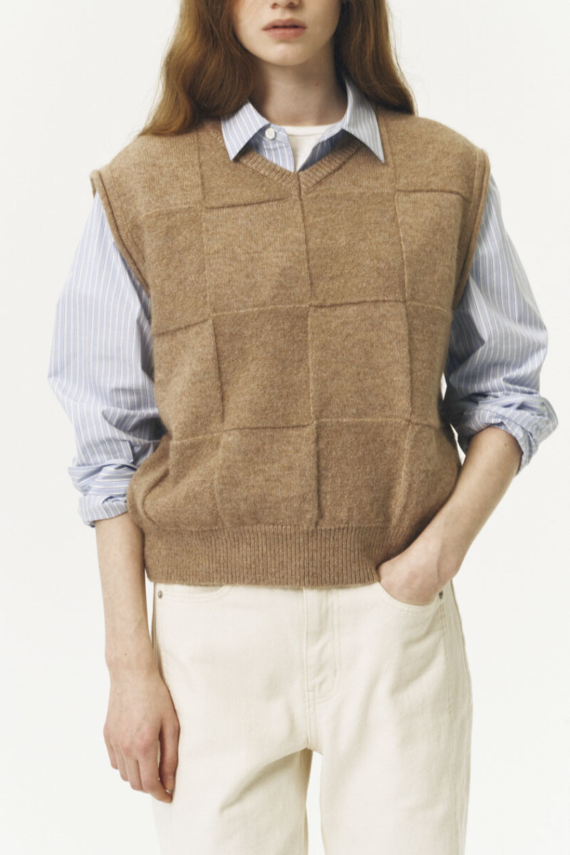 CHALECO TEJIDO Camel