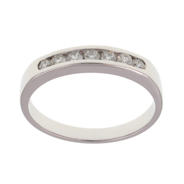 Anillo medio sin fin Chana S en oro blanco 18k con brillantes Anillo medio sin fin Chana S en oro blanco 18k con brillantes
