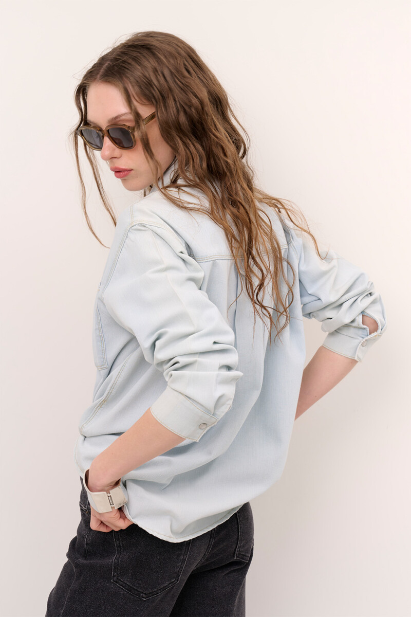 CAMISA JEAN BROCHE SKY