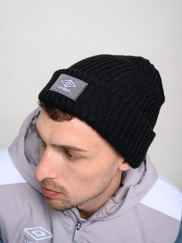 GORRO BEANIE Umbro Hombre 002