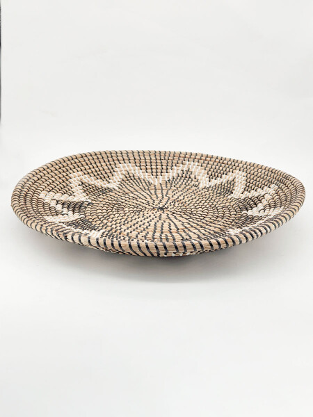 BANDEJA REDONDA TEJIDA MARRON