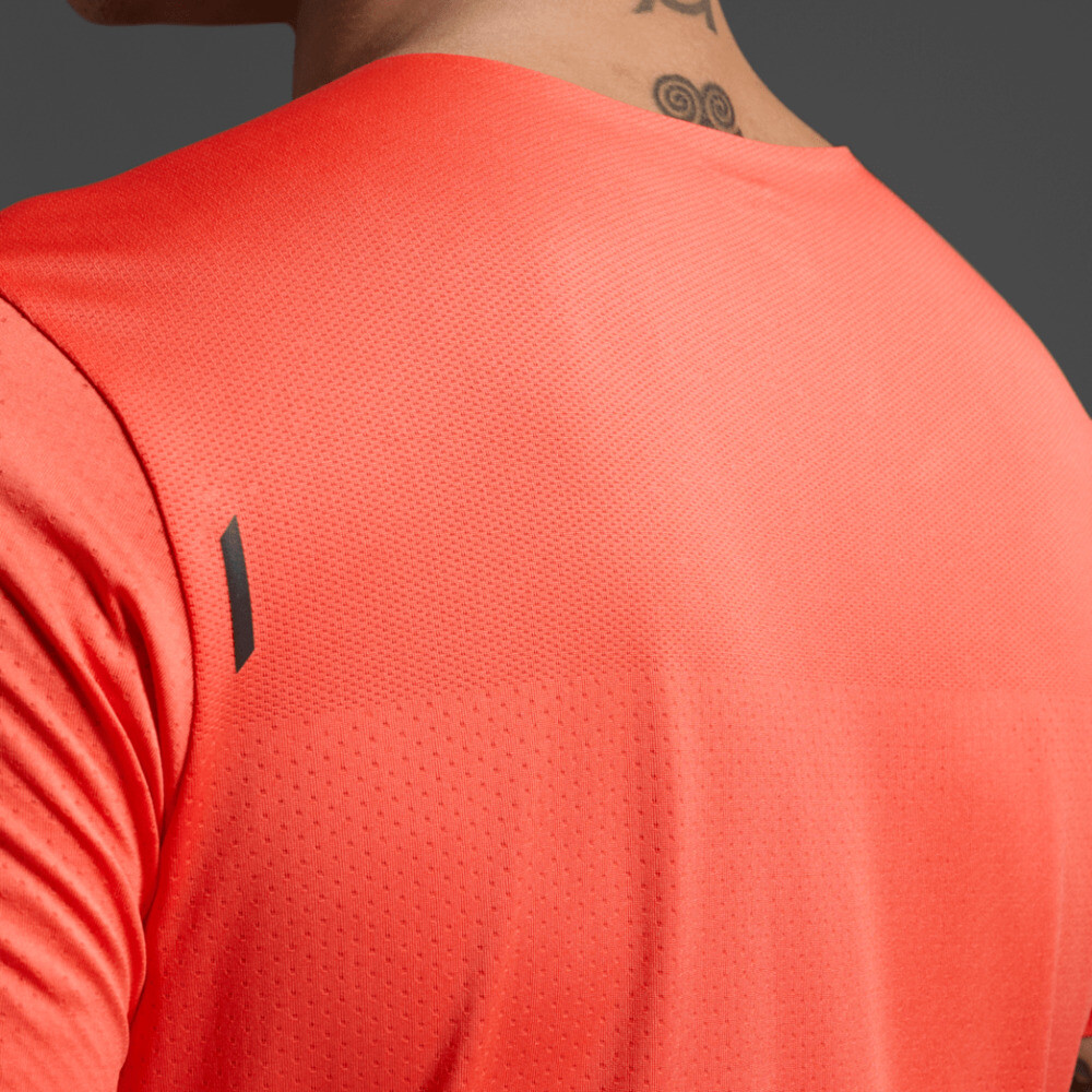 Light Speed Tech Tee - Hombre Ember/black Reflective