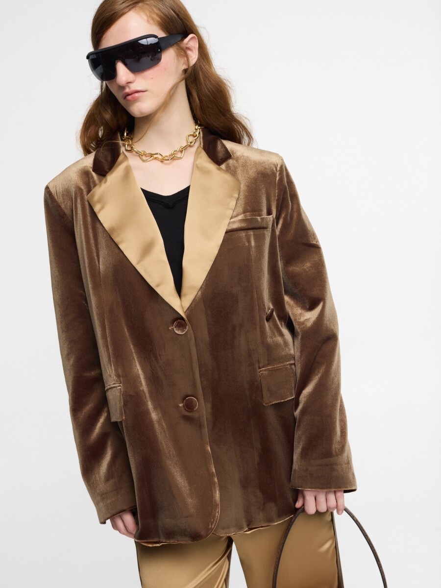 BLAZER 