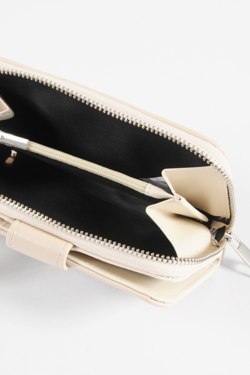 Billetera flap texture crudo