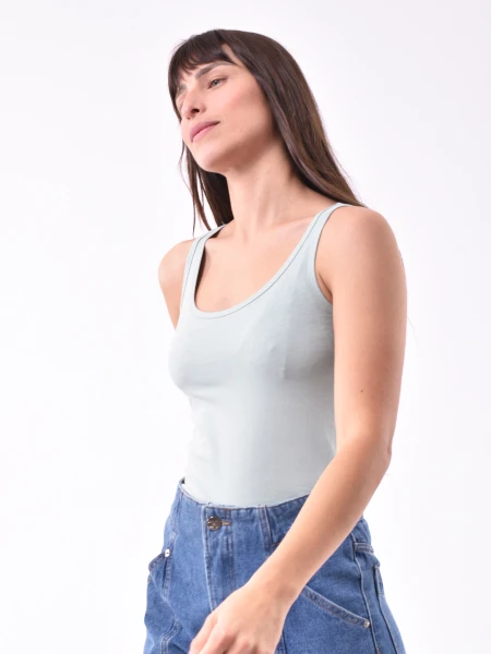MUSCULOSA INTERIOR VERDE CLARO