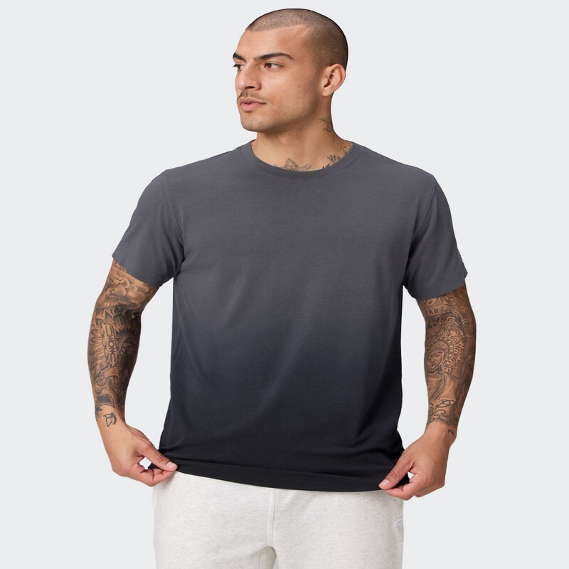 Remera Fabletics Gris