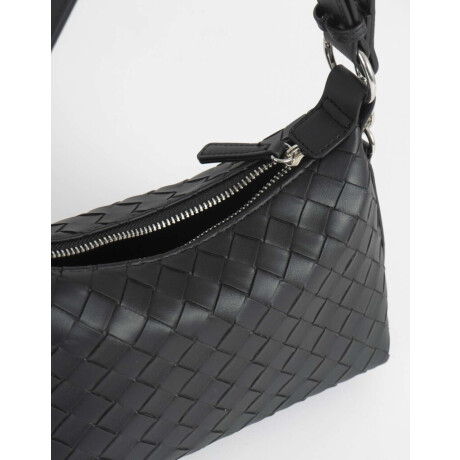 Bandolera Trenzada Con Charm Negro